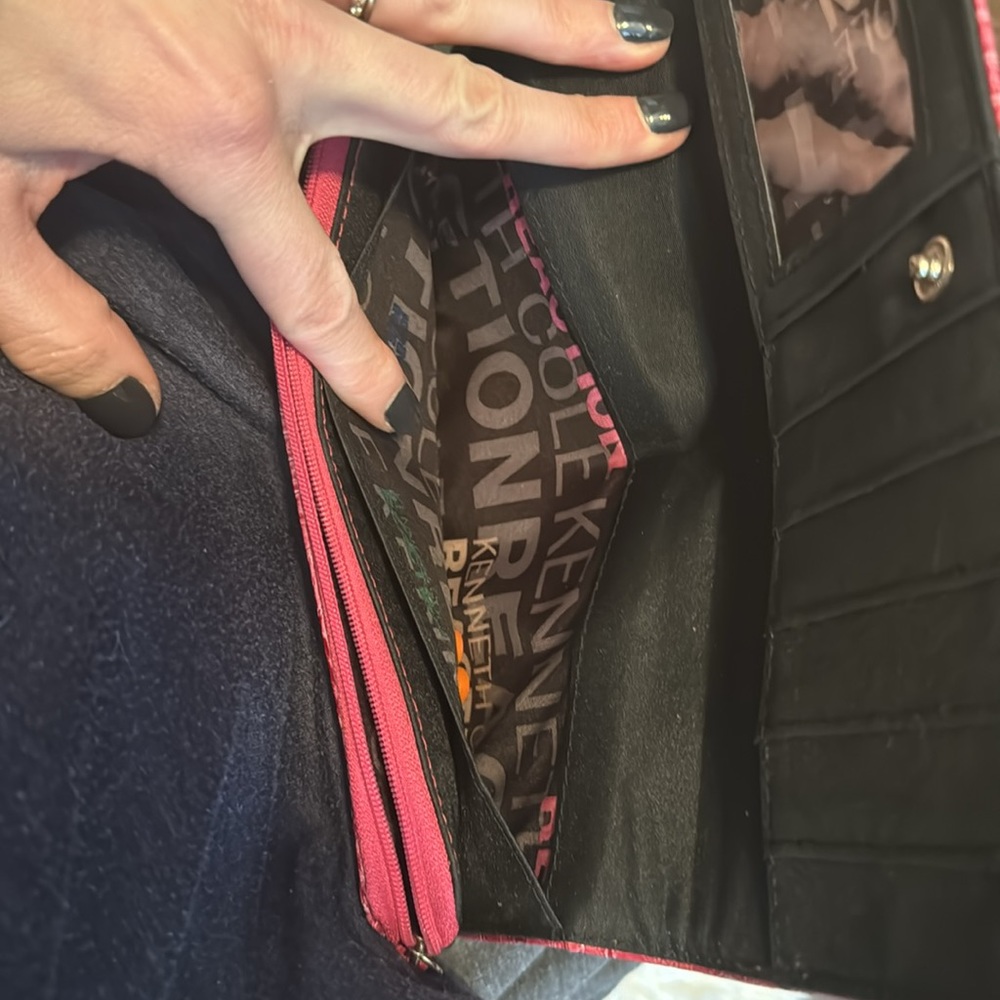 Pink clutch - Picture 5 of 5